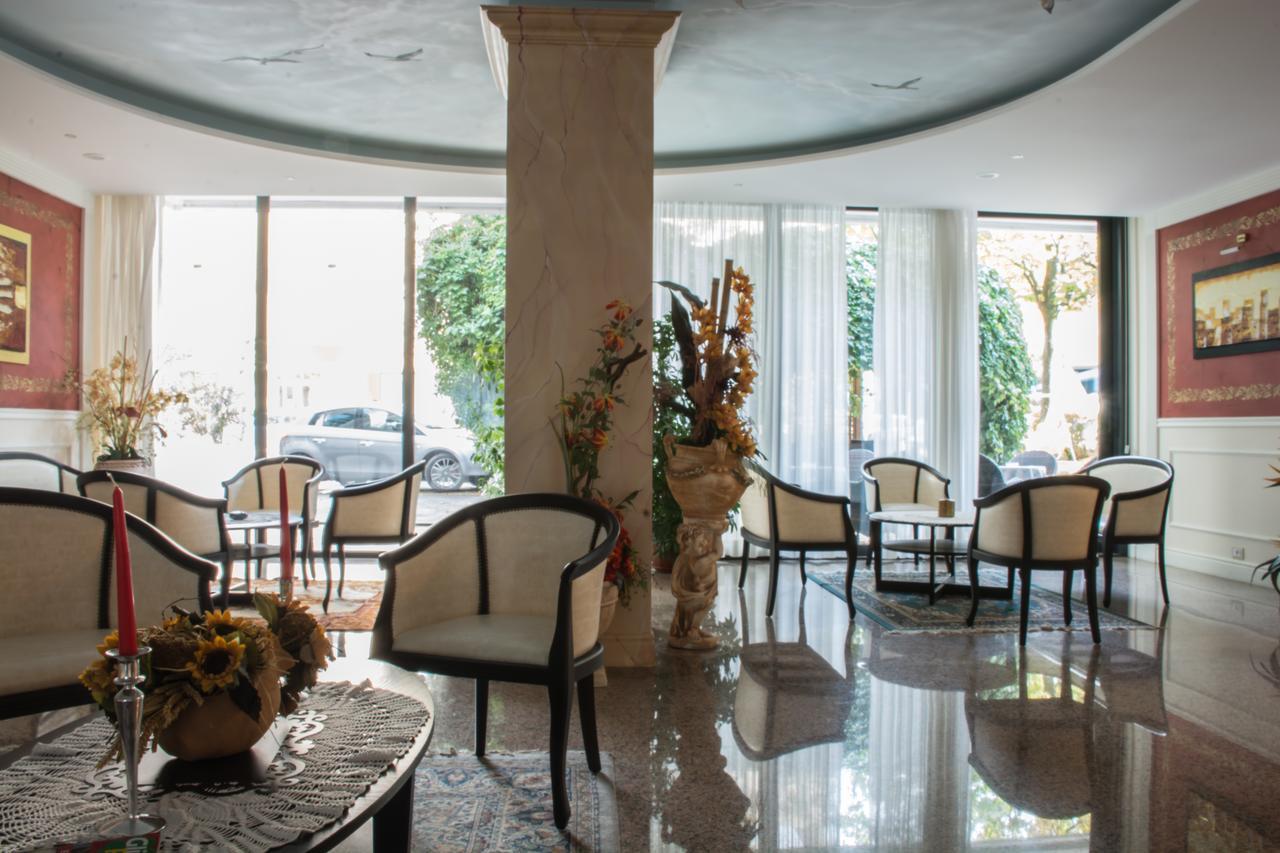 Hotel Miranda Bellaria-Igea Marina Exterior foto